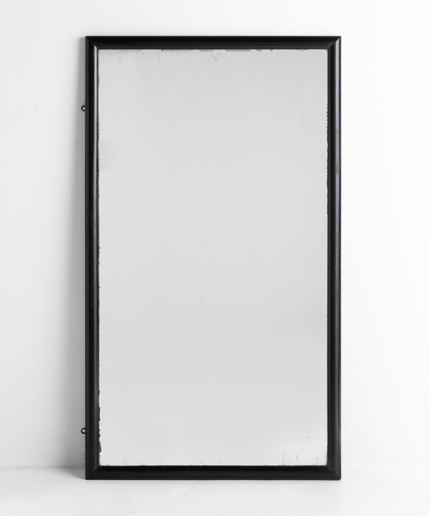 Shop Fitting Mirror Obsolete