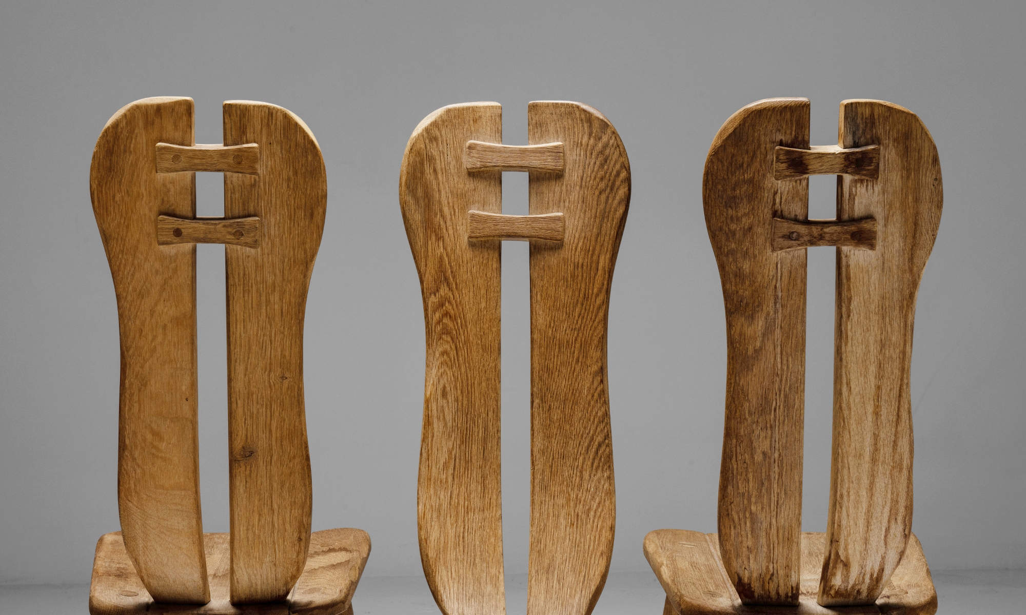 De Puydt Dining Chairs :: Obsolete