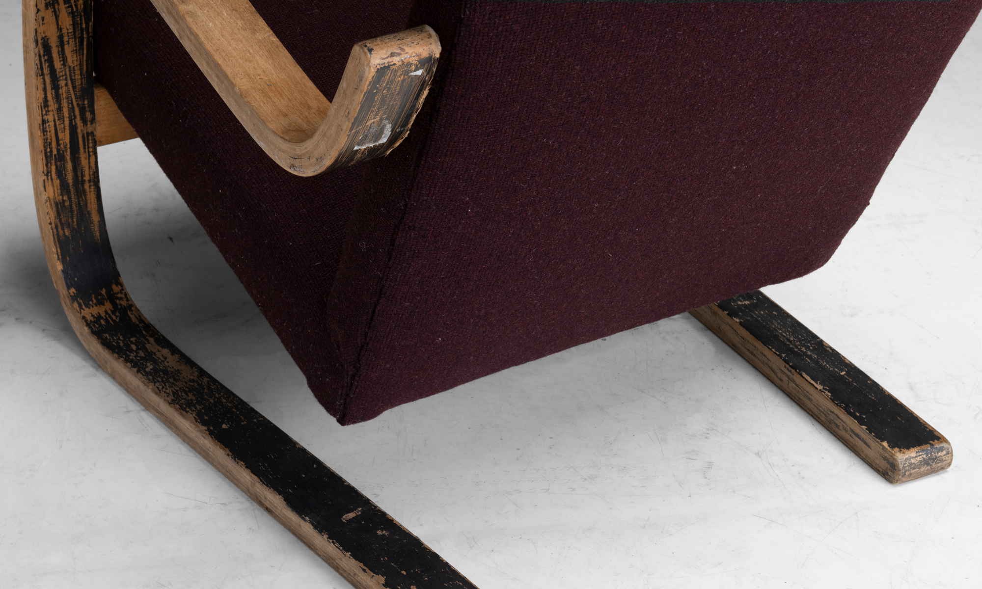 Alvar Aalto Cantilever Lounge Chair :: Obsolete